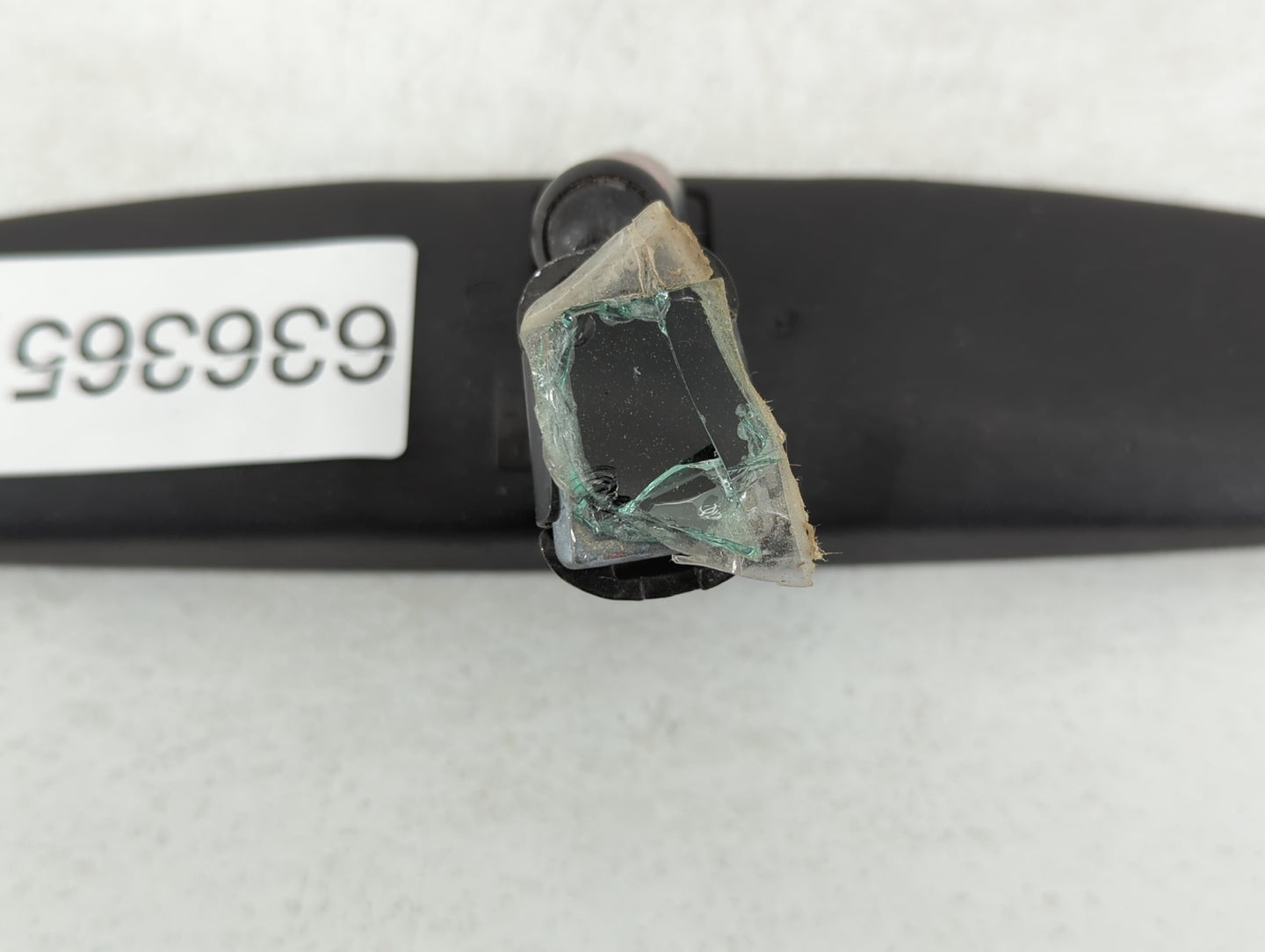2006 Jaguar Xjr Interior Rear View Mirror Replacement OEM P/N:E8011083 Fits OEM Used Auto Parts - Oemusedautoparts1.com