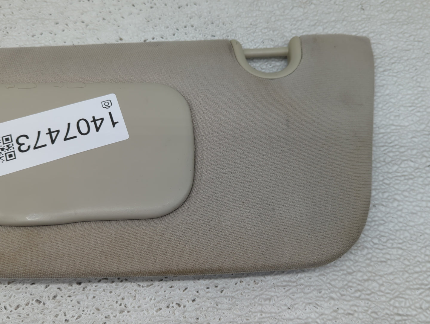 2006-2010 Jeep Commander Sun Visor Shade Replacement Driver Left Mirror Fits Fits 2006 2007 2008 2009 2010 OEM Used Auto Par