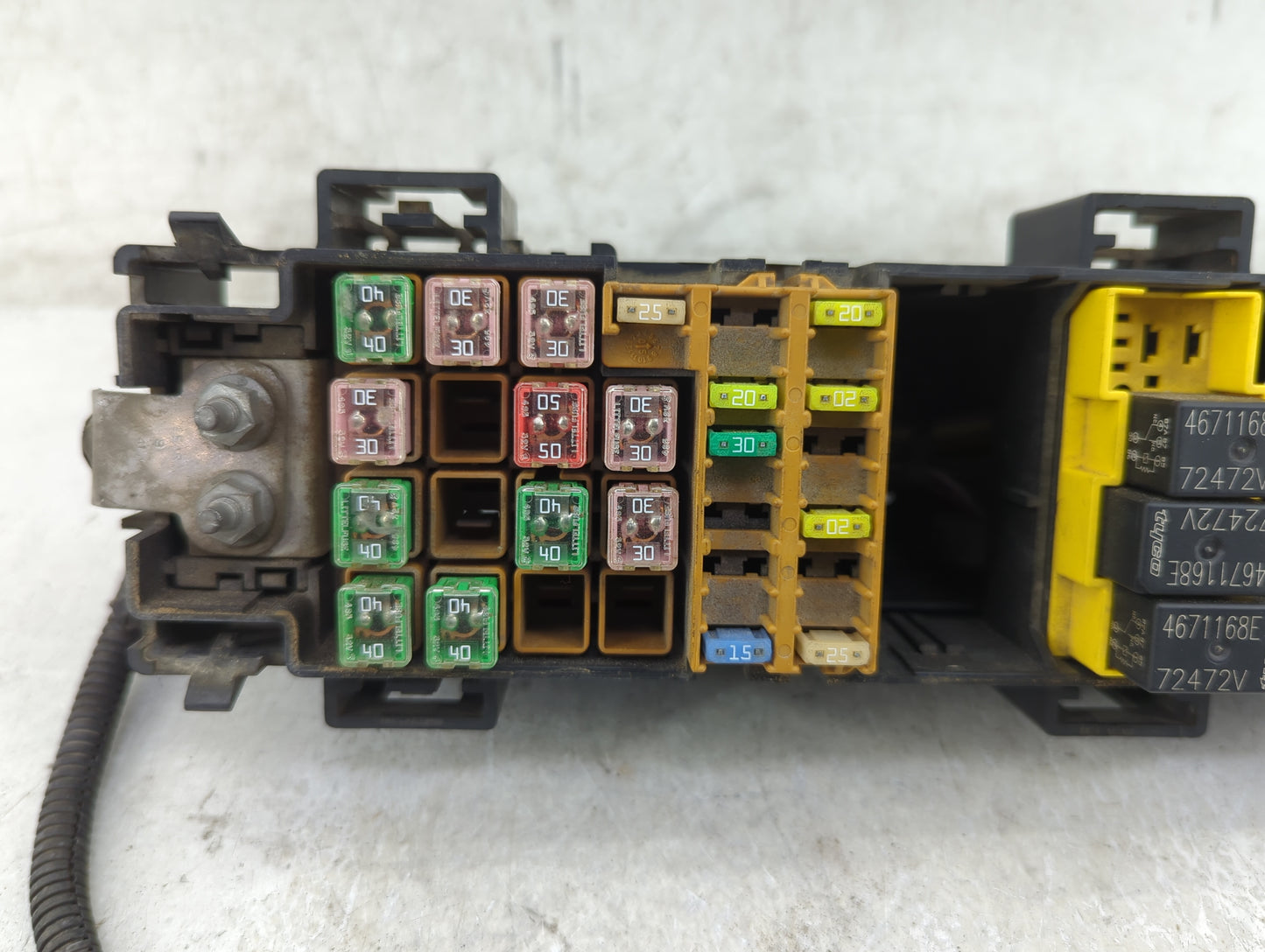 2006-2006 Jeep Commander Chassis Control Module Ccm Bcm Body Control - Oemusedautoparts1.com