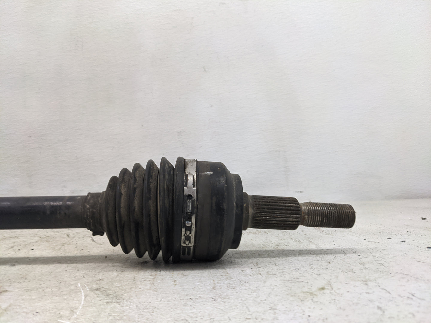 2006-2010 Jeep Commander Axle Shaft Front Driver Cv C/v - Oemusedautoparts1.com