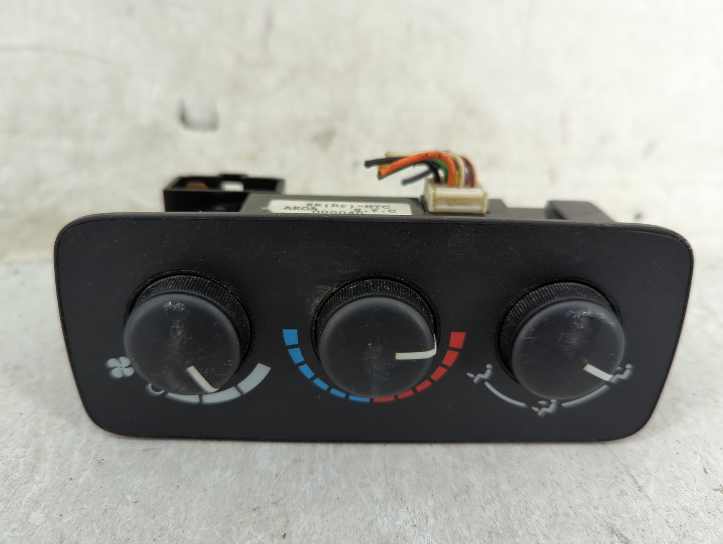 2006-2010 Jeep Commander Climate Control Module Temperature AC/Heater Replacement P/N:P55116949AB Fits OEM Used Auto Parts -