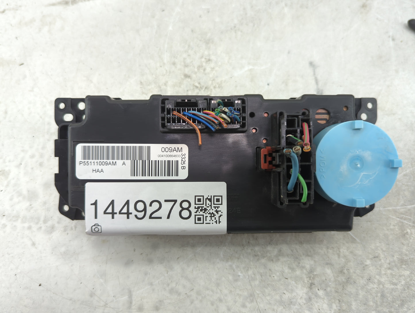 2006-2007 Jeep Commander Climate Control Module Temperature AC/Heater Replacement P/N:P55111009AM Fits Fits 2005 2006 2007 O