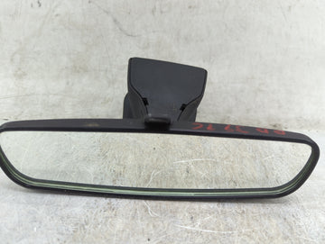 2006 Jeep Commander Interior Rear View Mirror Replacement OEM P/N:E11015617 Fits OEM Used Auto Parts - Oemusedautoparts1.com