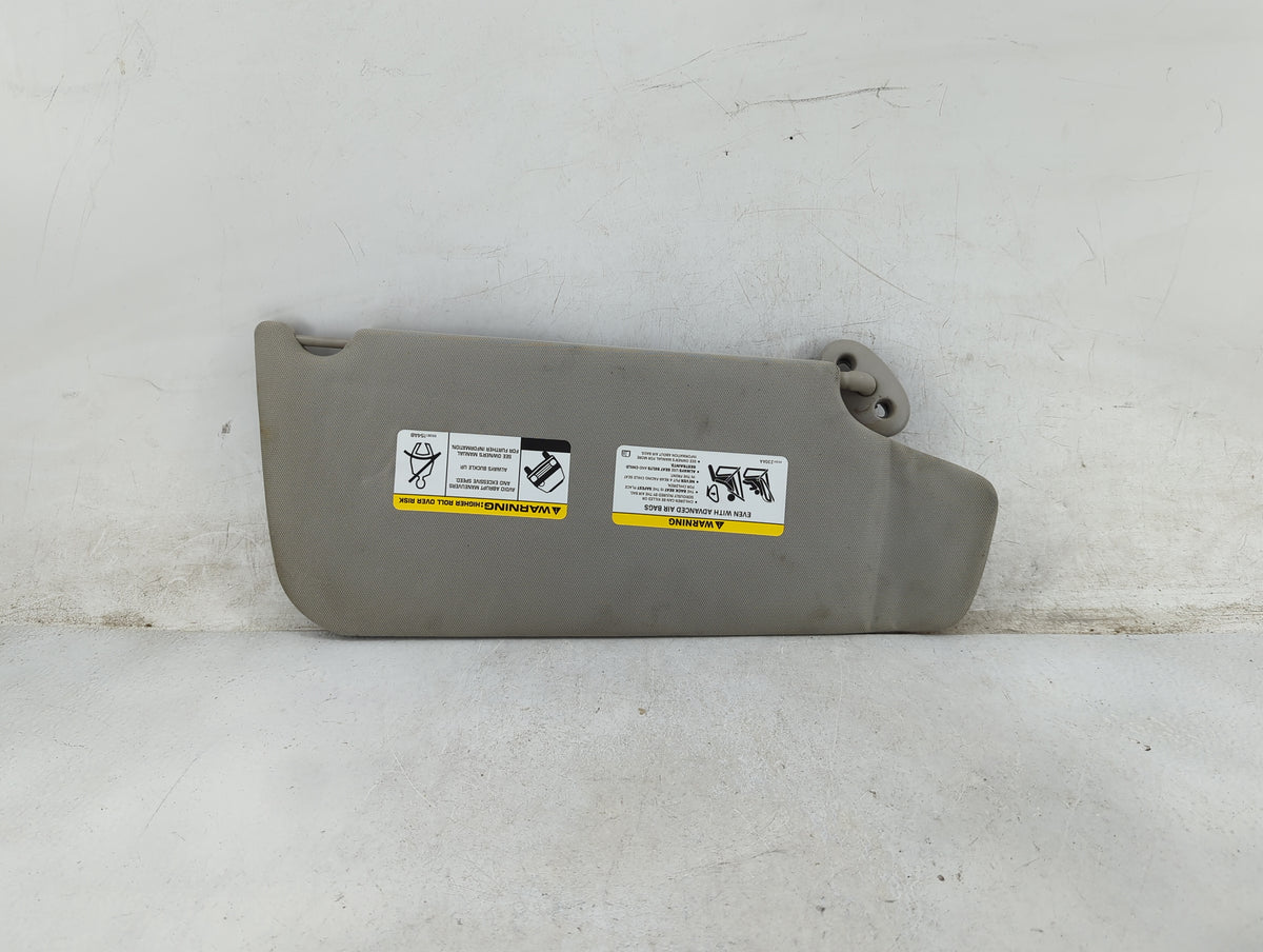 2006 Jeep Commander Sun Visor Shade Replacement Driver Left Mirror Fits OEM Used Auto Parts - Oemusedautoparts1.com