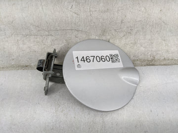 2006 Jeep Commander Fuel Tank Door Lid Gas Tank Silver - Oemusedautoparts1.com