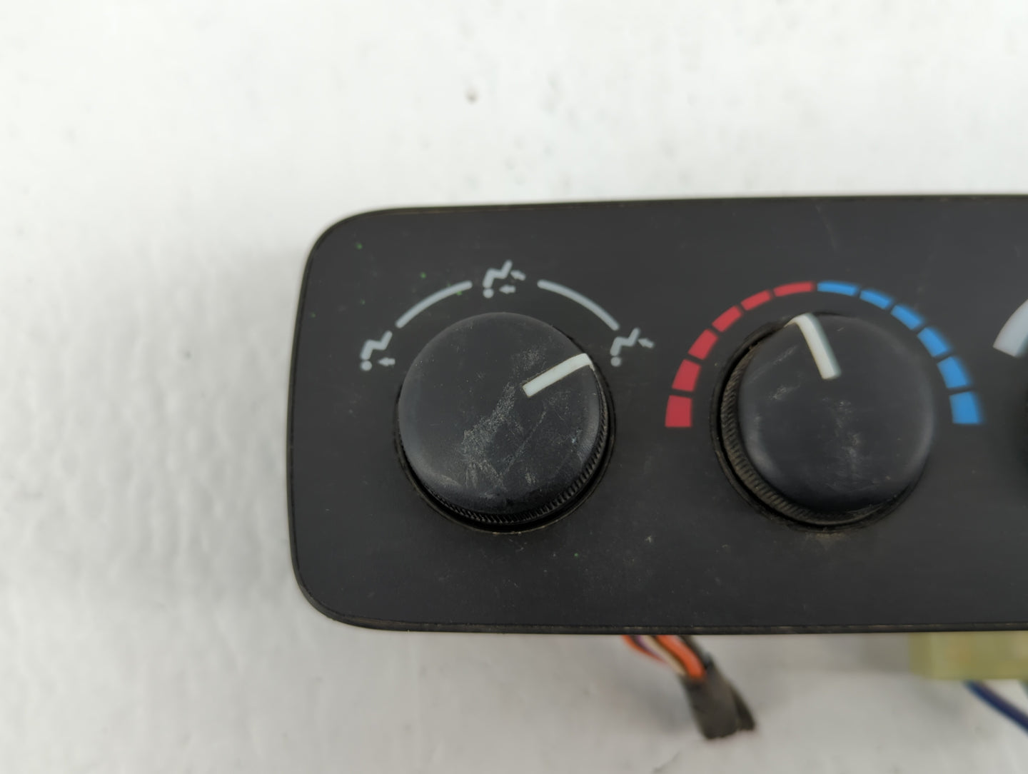2006-2010 Jeep Commander Climate Control Module Temperature AC/Heater Replacement P/N:P55116949AB Fits OEM Used Auto Parts -