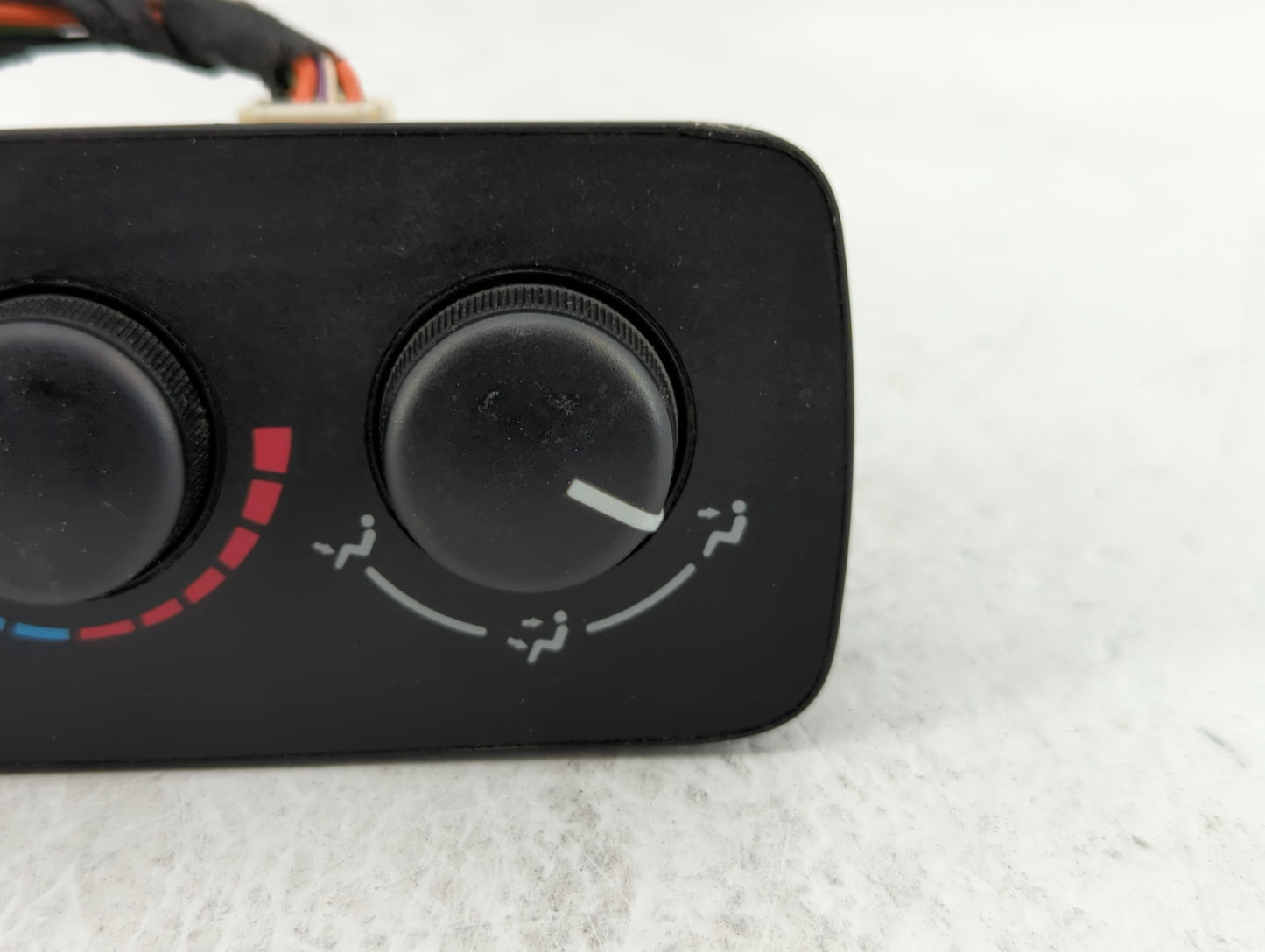 2006-2010 Jeep Commander Climate Control Module Temperature AC/Heater Replacement P/N:P55116949AB P55116949AC Fits OEM Used 