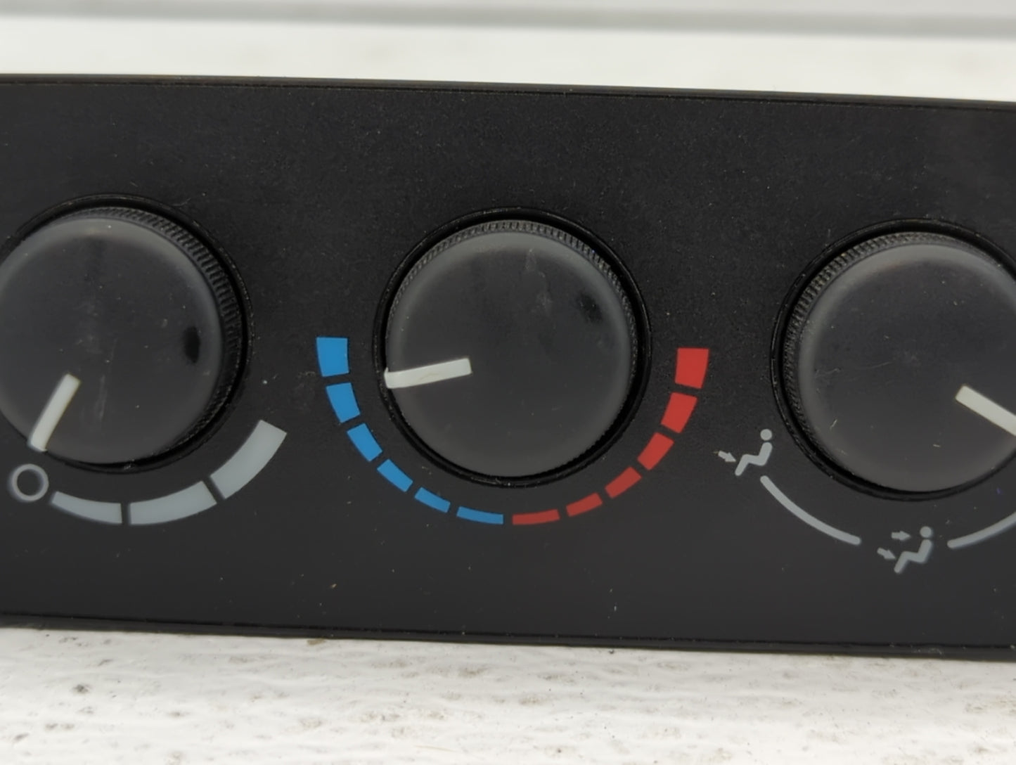 2006-2010 Jeep Commander Climate Control Module Temperature AC/Heater Replacement P/N:P55116949AB P55116949AC Fits OEM Used 