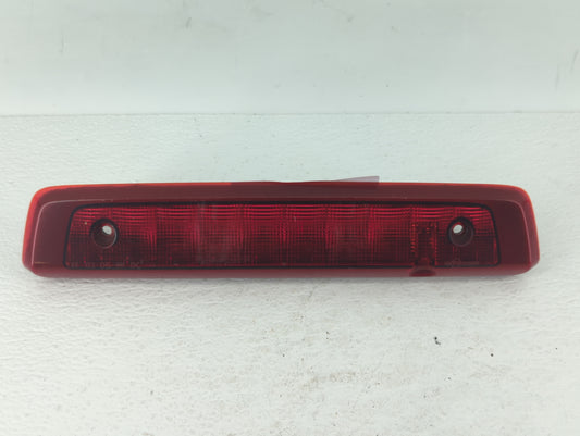 2006 Jeep Commander Tail Light Assembly Driver Left OEM P/N:55396460AC Fits OEM Used Auto Parts - Oemusedautoparts1.com