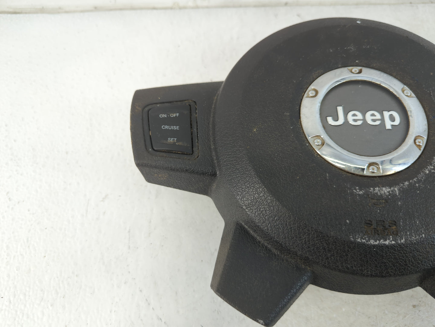 2006-2006 Jeep Commander Air Bag Driver Left Steering Wheel Mounted - Oemusedautoparts1.com