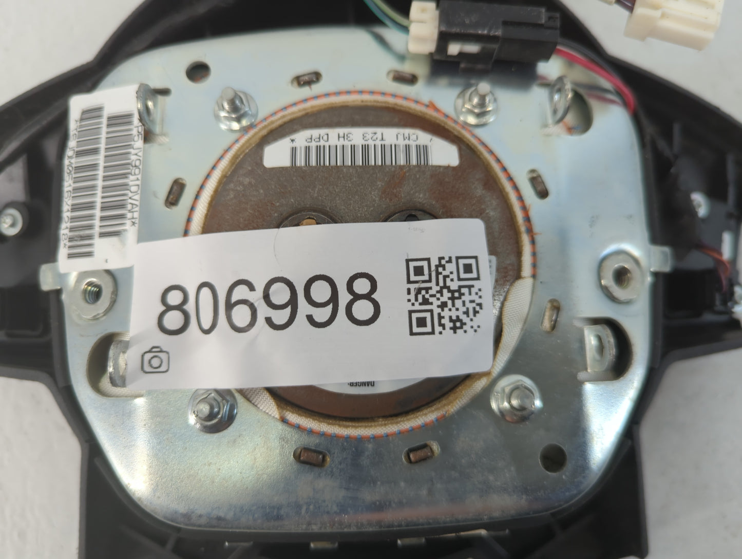 2006-2006 Jeep Commander Air Bag Driver Left Steering Wheel Mounted - Oemusedautoparts1.com