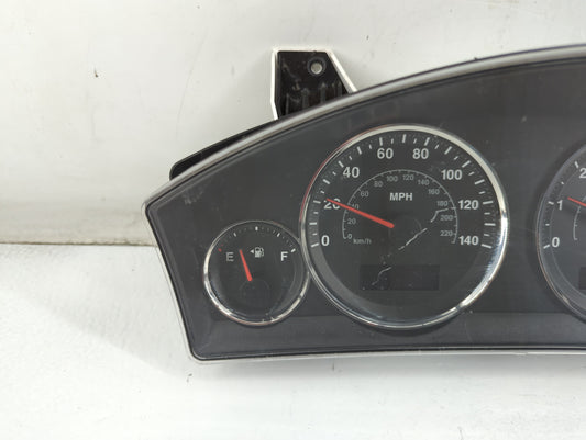 2006 Jeep Commander Instrument Cluster Speedometer Gauges P/N:CR-0034-021-M0-C0 05172901AH Fits OEM Used Auto Parts