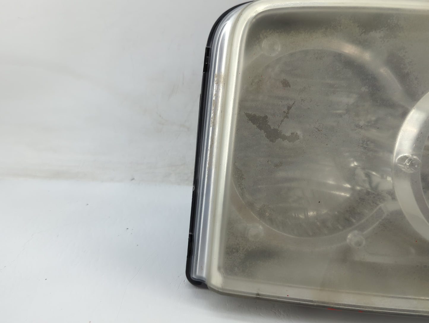 2006-2010 Jeep Commander Driver Left Oem Head Light Headlight Lamp - Oemusedautoparts1.com