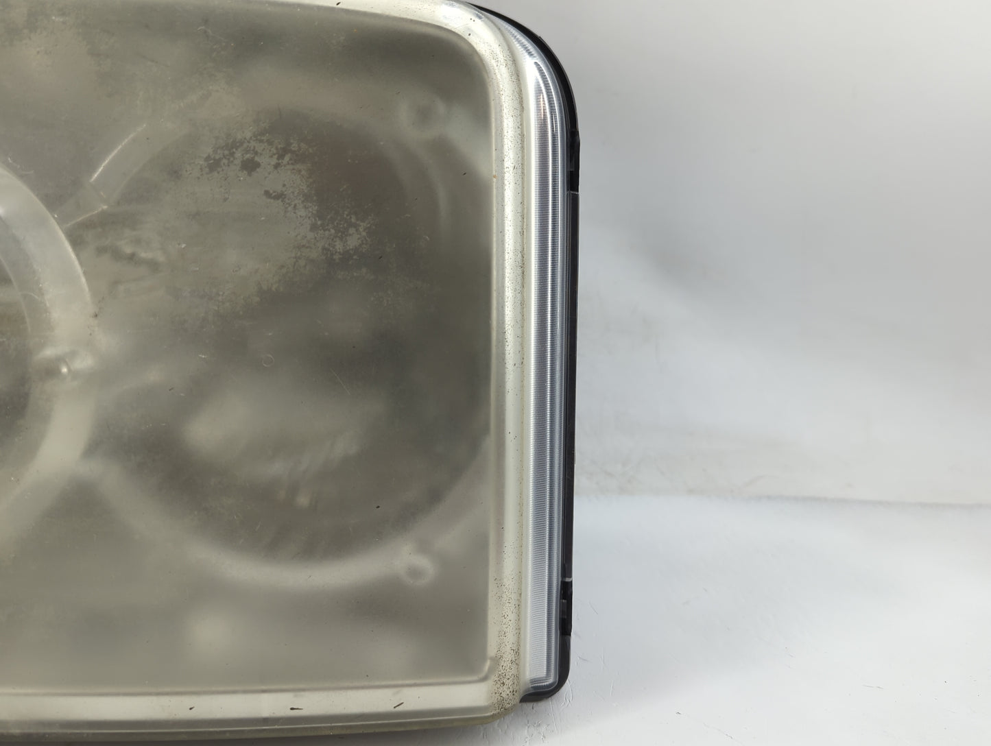 2006-2010 Jeep Commander Passenger Right Oem Head Light Headlight Lamp - Oemusedautoparts1.com