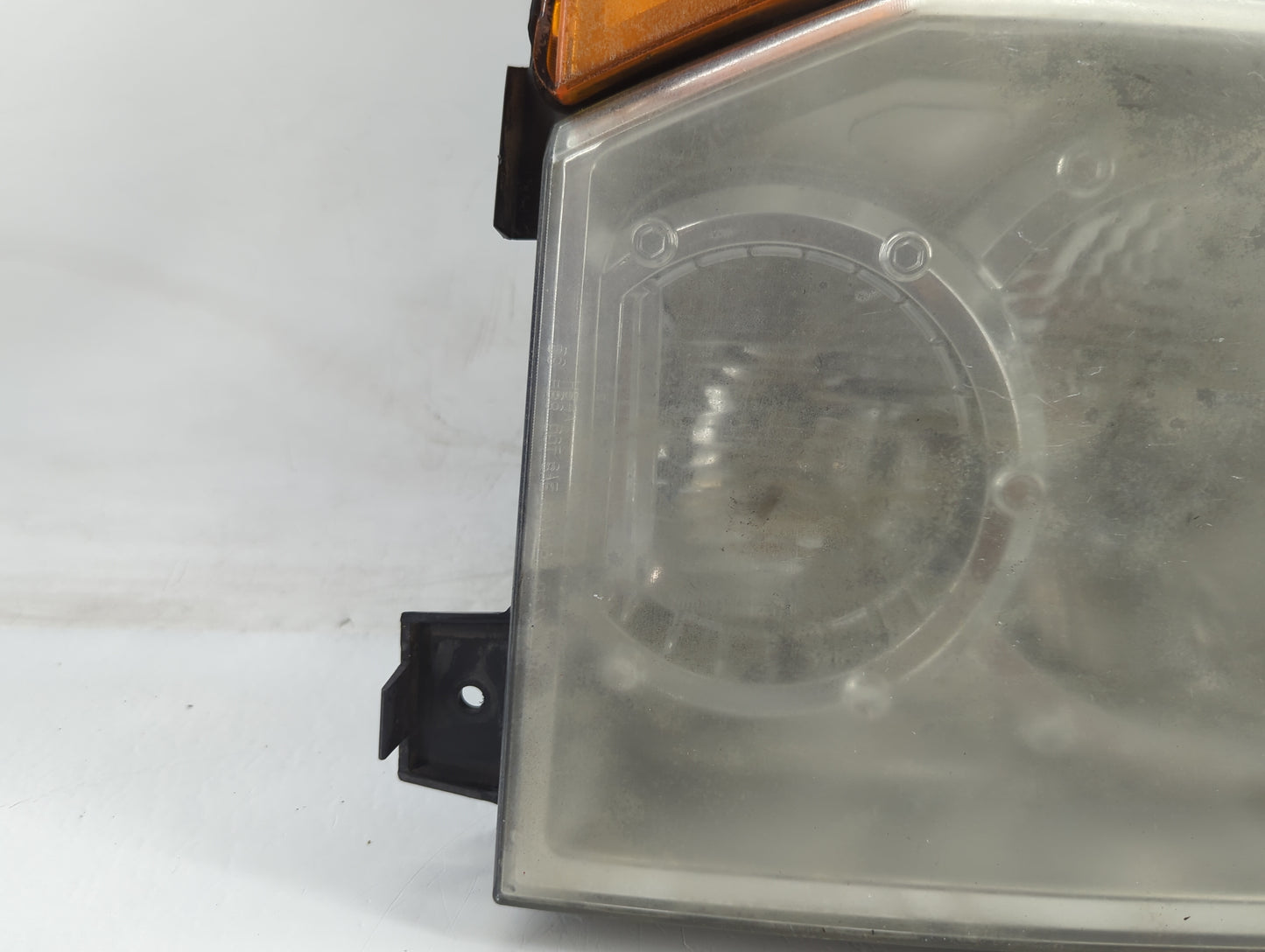 2006-2010 Jeep Commander Passenger Right Oem Head Light Headlight Lamp - Oemusedautoparts1.com