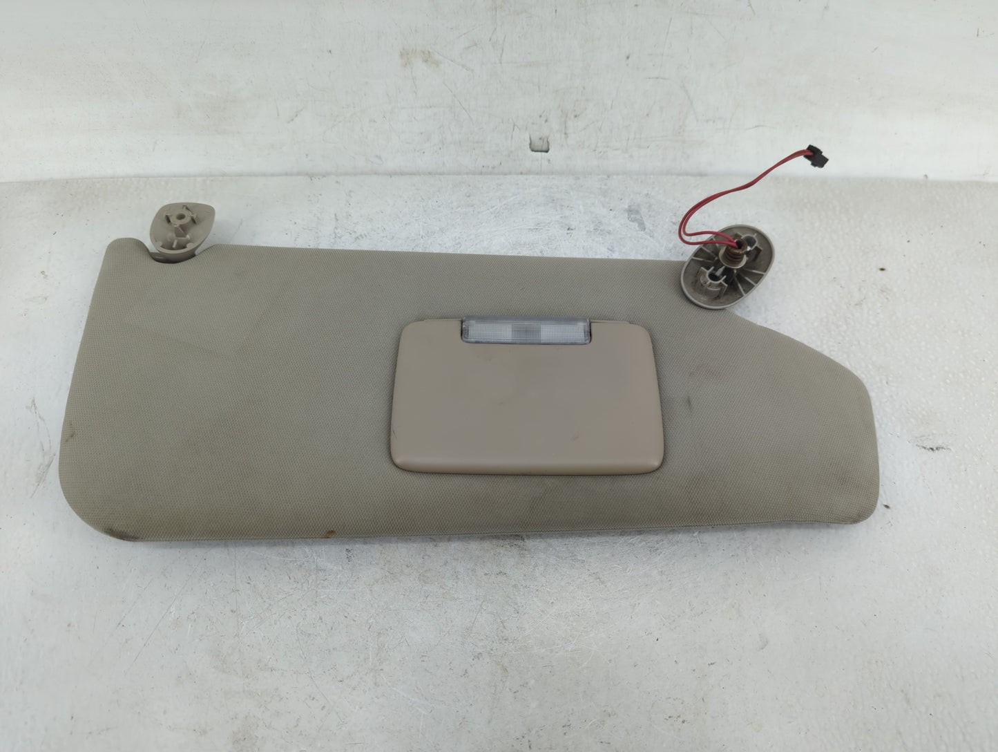 2006-2010 Jeep Commander Sun Visor Shade Replacement Passenger Right Mirror Fits Fits 2006 2007 2008 2009 2010 OEM Used Auto