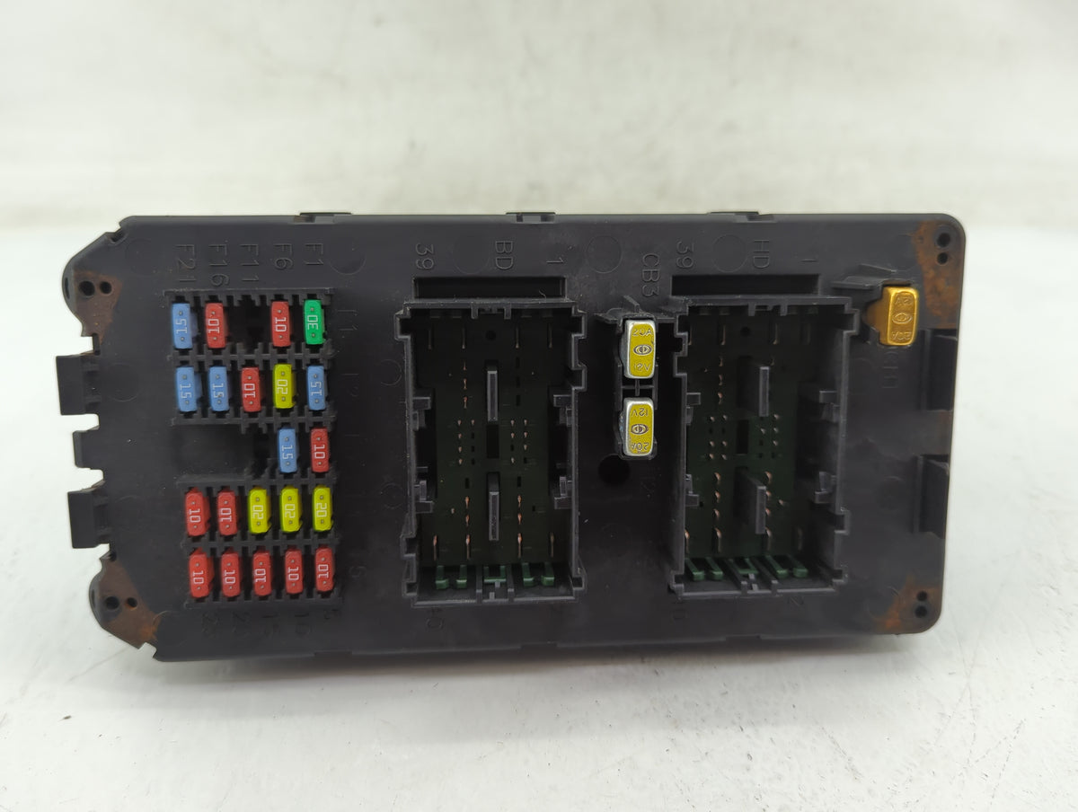 2006-2006 Jeep Commander Body Control Module Bcm Inner Cabin Fuse Box 831578 - Oemusedautoparts1.com