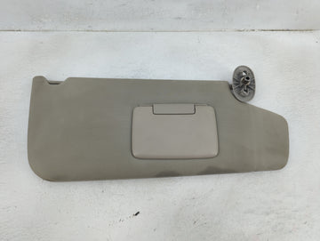 2006-2010 Jeep Commander Sun Visor Shade Replacement Passenger Right Mirror Fits Fits 2006 2007 2008 2009 2010 OEM Used Auto