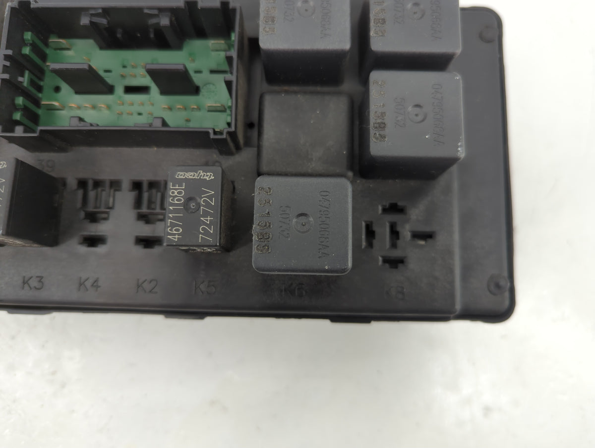 2006-2006 Jeep Commander Body Control Module Bcm Inner Cabin Fuse Box 898506 - Oemusedautoparts1.com