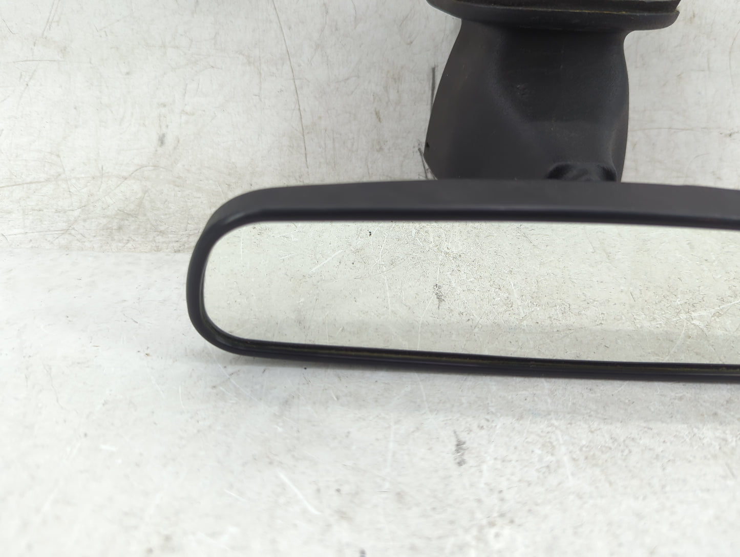 2006 Jeep Commander Interior Rear View Mirror Replacement OEM Fits OEM Used Auto Parts - Oemusedautoparts1.com
