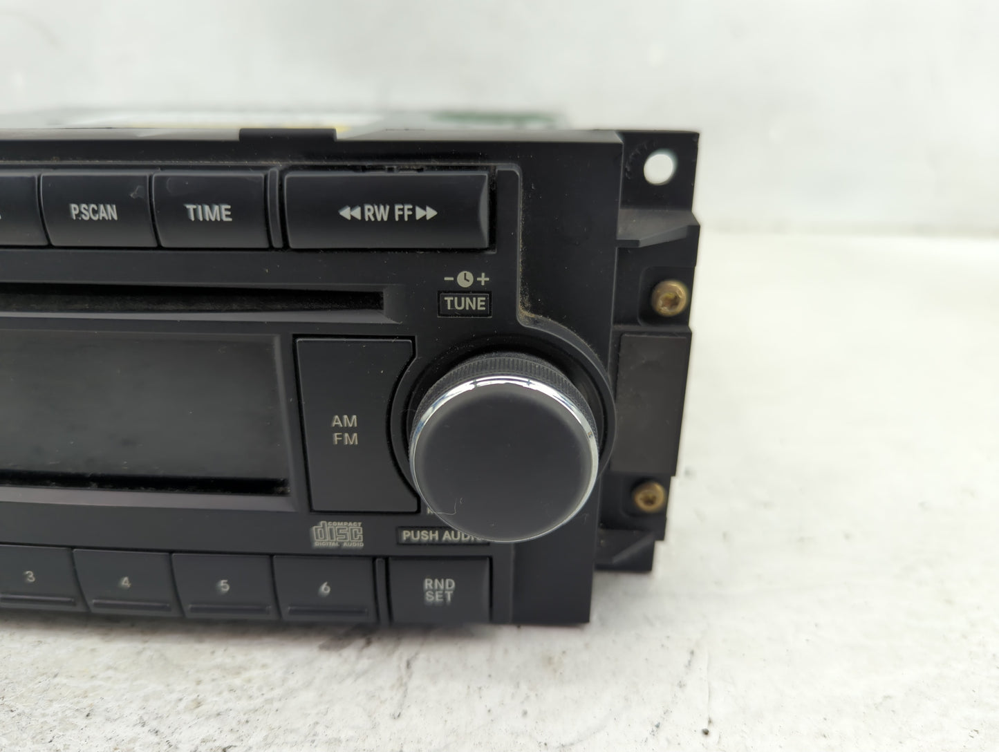2006-2007 Jeep Commander Radio AM FM Cd Player Receiver Replacement P/N:P05064171AE Fits Fits 2004 2005 2006 2007 2008 2009 
