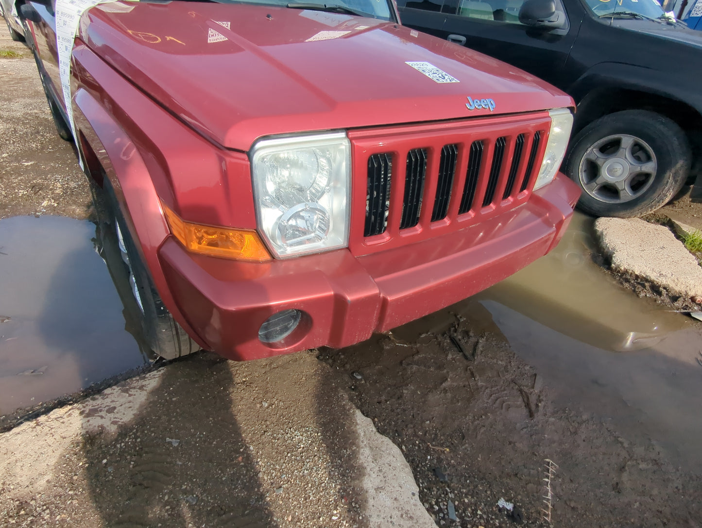 2006-2010 Jeep Commander Front Bumper - Oem - Oemusedautoparts1.com