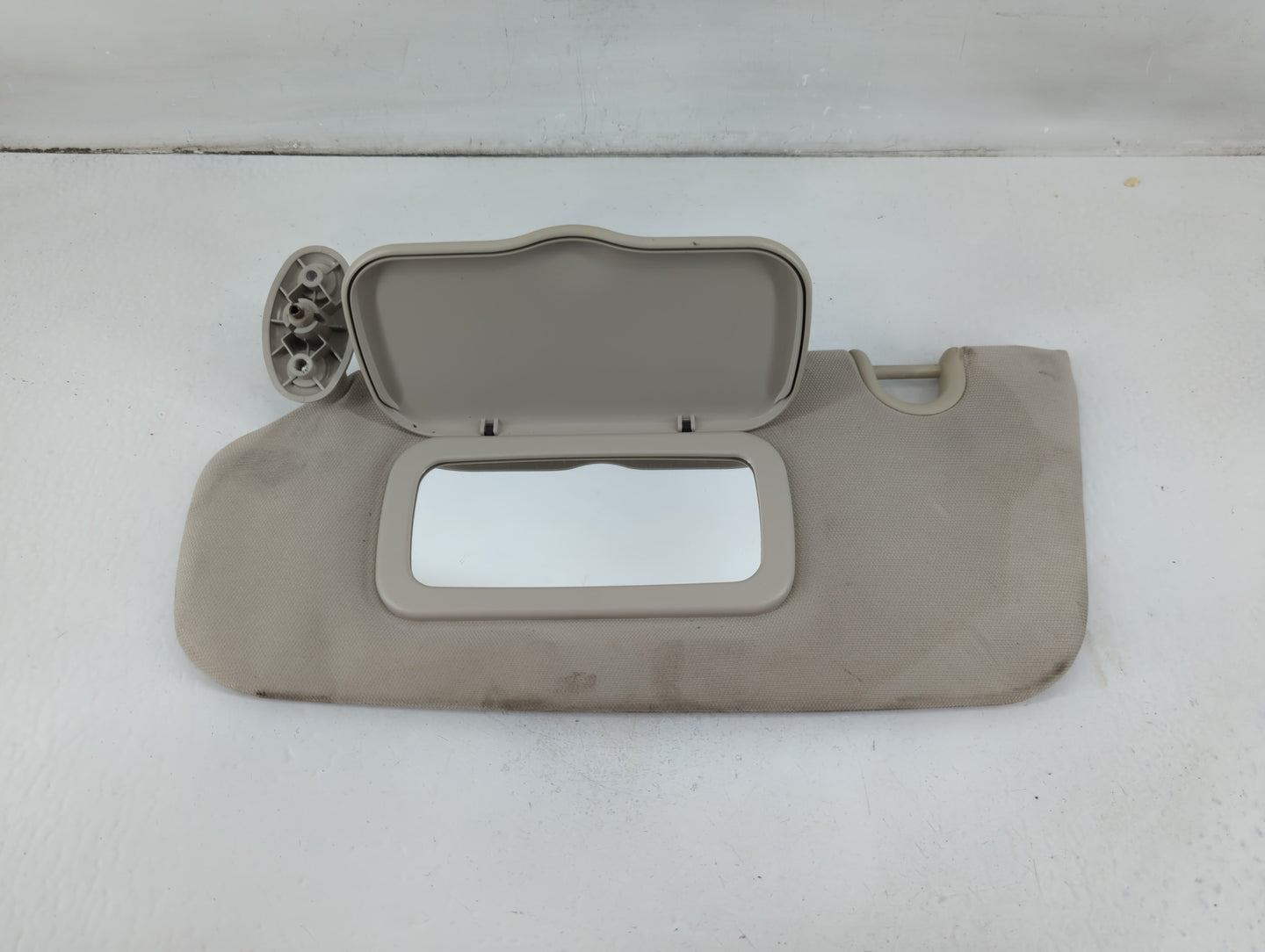 2005-2010 Jeep Grand Cherokee Sun Visor Shade Replacement Driver Left Mirror Fits Fits 2005 2006 2007 2008 2009 2010 OEM Use