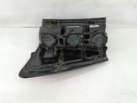 2005-2006 Jeep Grand Cherokee Tail Light Assembly Passenger Right OEM P/N:55156614AF Fits Fits 2005 2006 OEM Used Auto Parts