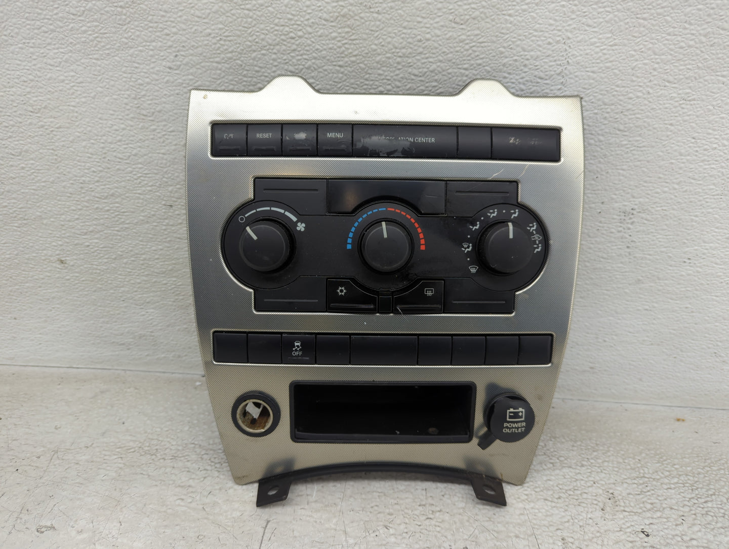2005-2007 Jeep Grand Cherokee Climate Control Module Temperature AC/Heater Replacement P/N:P55111009AM Fits Fits 2005 2006 2