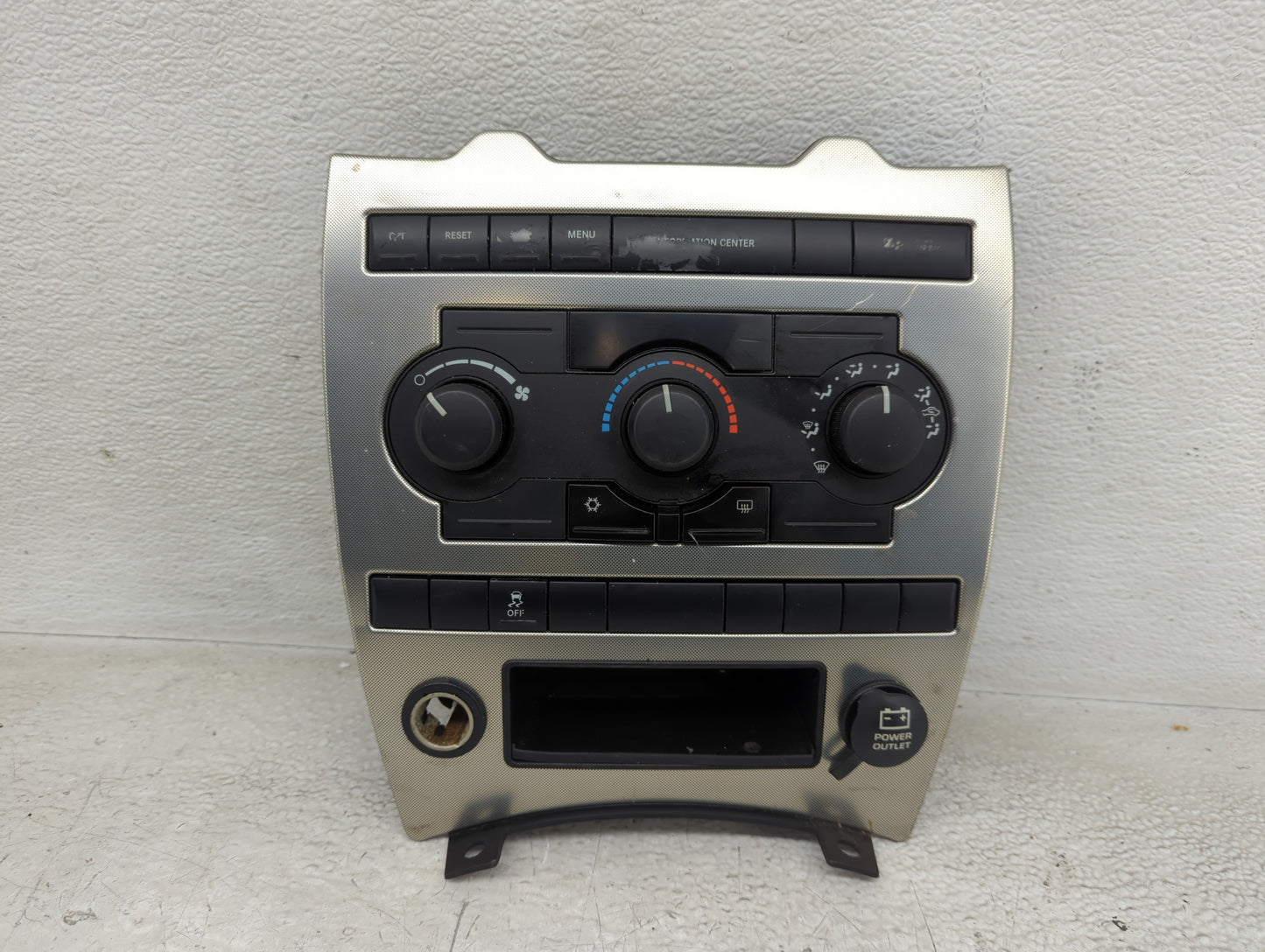 2005-2007 Jeep Grand Cherokee Climate Control Module Temperature AC/Heater Replacement P/N:P55111009AM Fits Fits 2005 2006 2