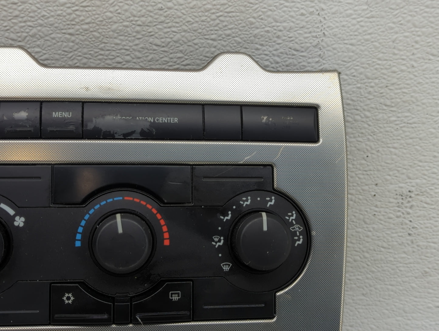 2005-2007 Jeep Grand Cherokee Climate Control Module Temperature AC/Heater Replacement P/N:P55111009AM Fits Fits 2005 2006 2
