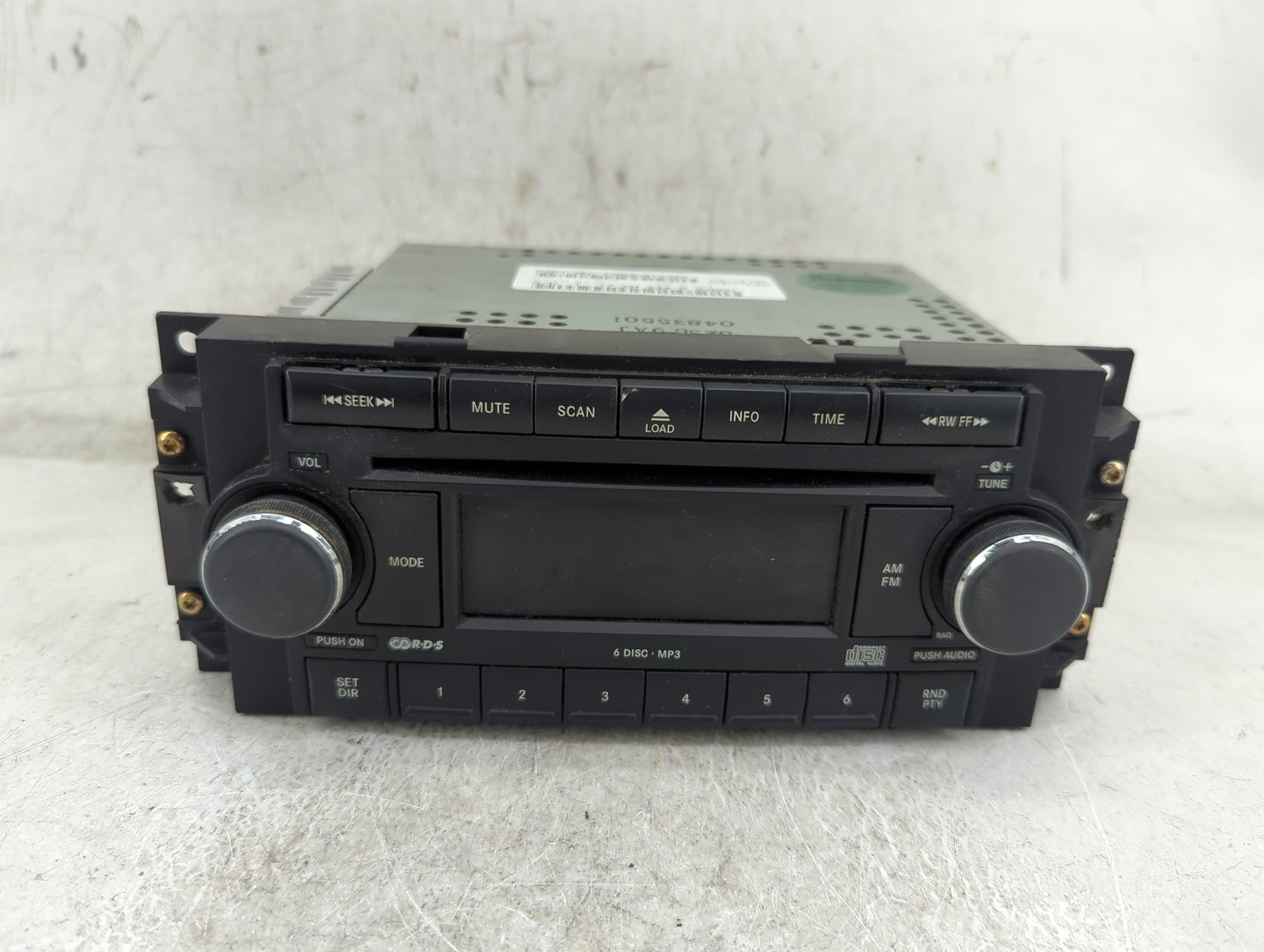2005-2007 Jeep Grand Cherokee Radio AM FM Cd Player Receiver Replacement P/N:P05064172AD Fits OEM Used Auto Parts - Oemuseda