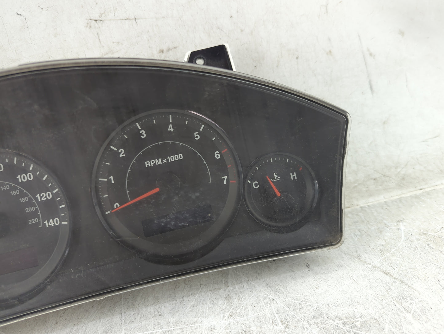 2006 Jeep Grand Cherokee Instrument Cluster Speedometer Gauges P/N:56054010AF Miles: Fits OEM Used Auto Parts - Oemusedautop