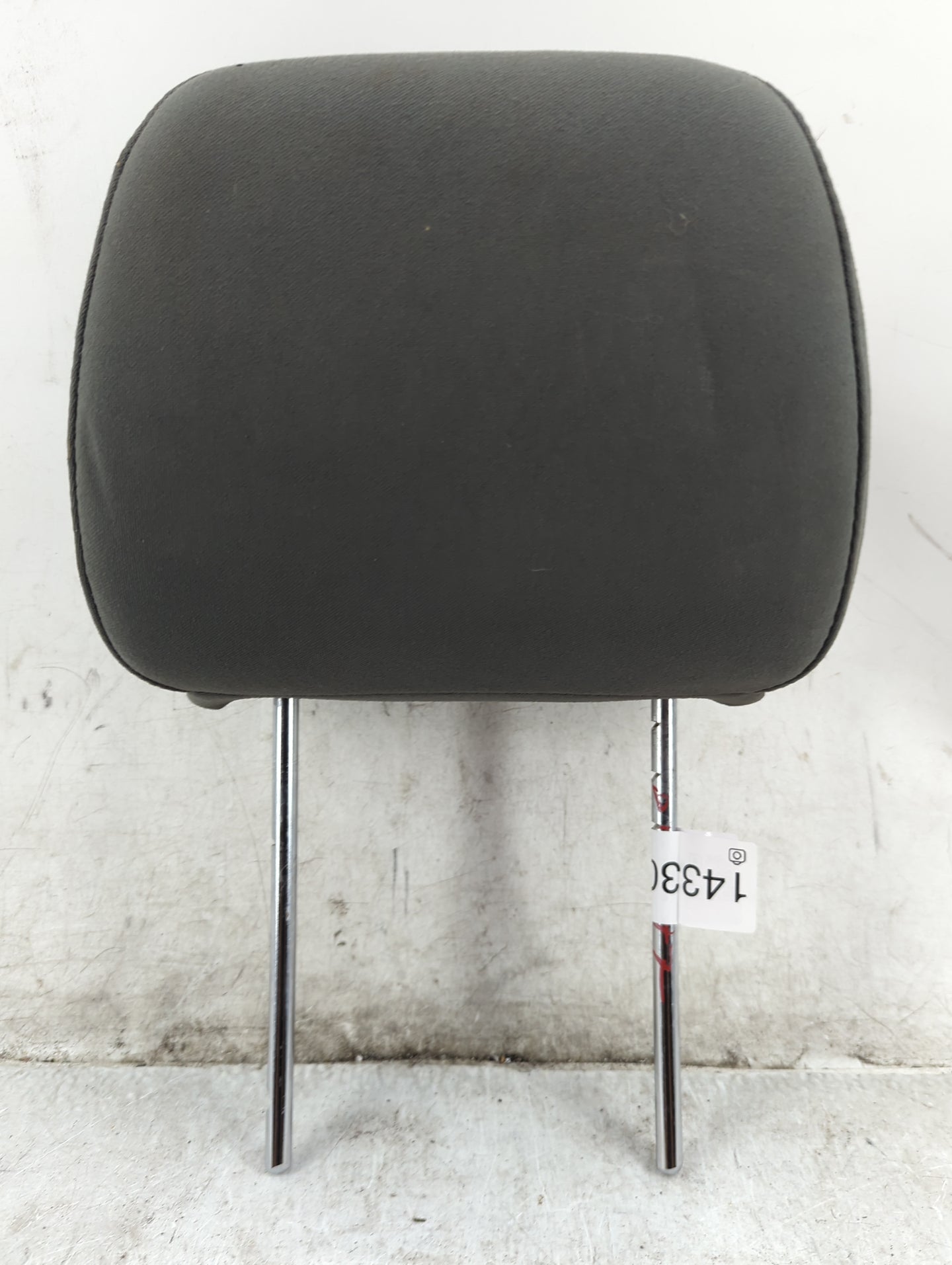 2005-2010 Jeep Grand Cherokee Headrest Head Rest Front Driver Passenger Seat Fits Fits 2005 2006 2007 2008 2009 2010 OEM Use