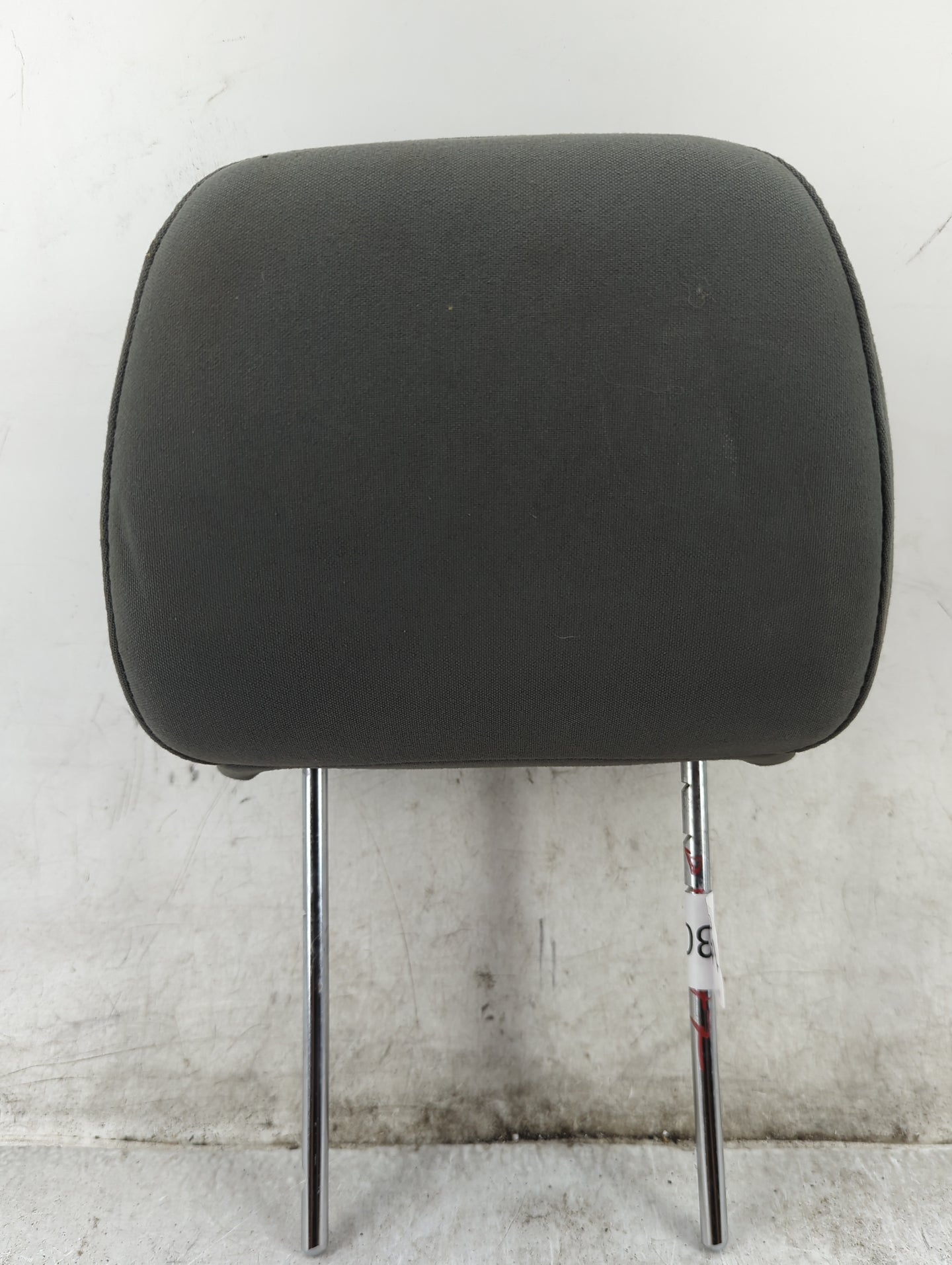 2005-2010 Jeep Grand Cherokee Headrest Head Rest Front Driver Passenger Seat Fits Fits 2005 2006 2007 2008 2009 2010 OEM Use