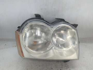 2005 Jeep Grand Cherokee Passenger Right Oem Head Light Headlight Lamp - Oemusedautoparts1.com