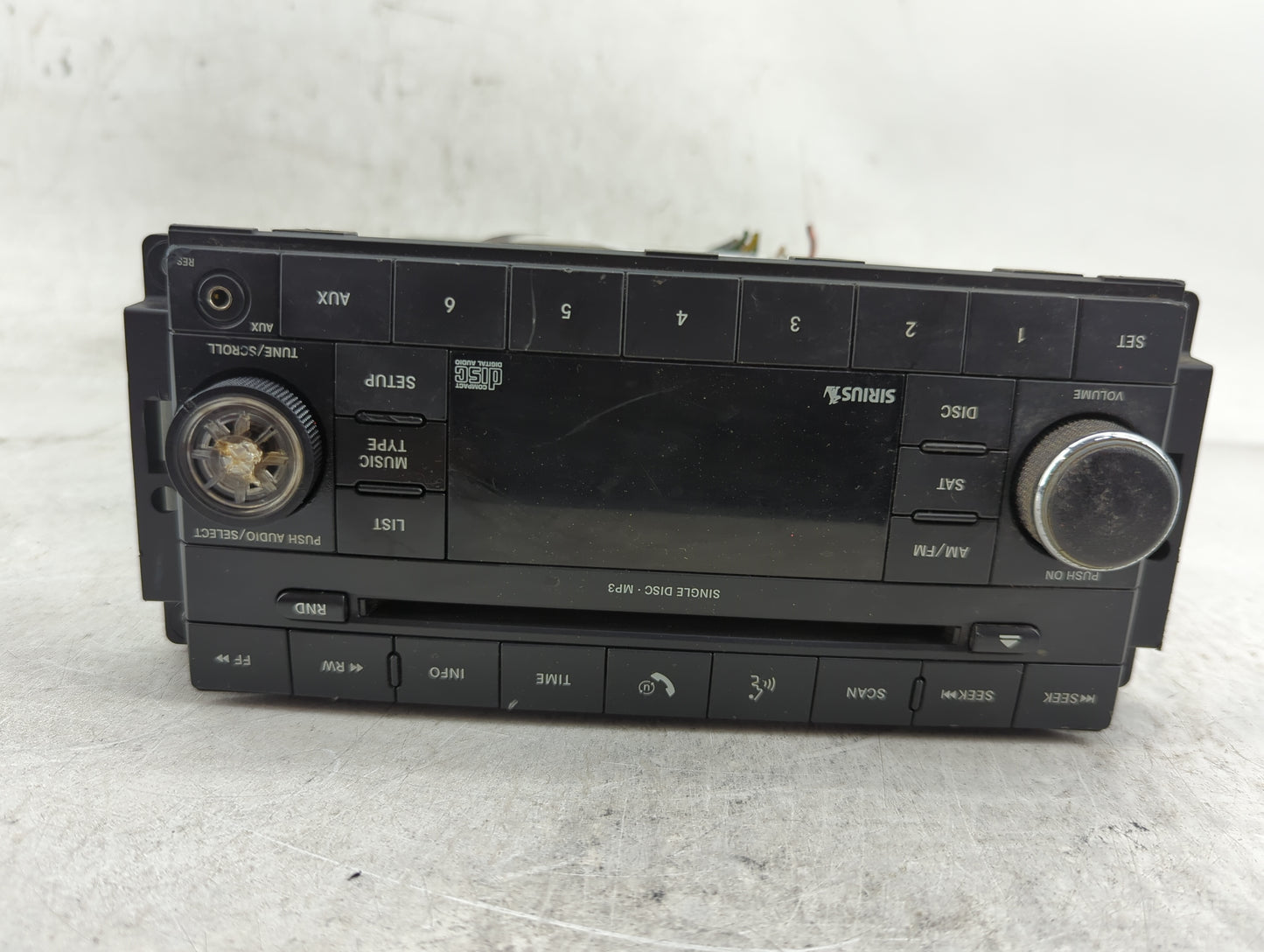 2005-2007 Jeep Grand Cherokee Radio AM FM Cd Player Receiver Replacement P/N:VL519V SPNA2C53241281 Fits OEM Used Auto Parts 