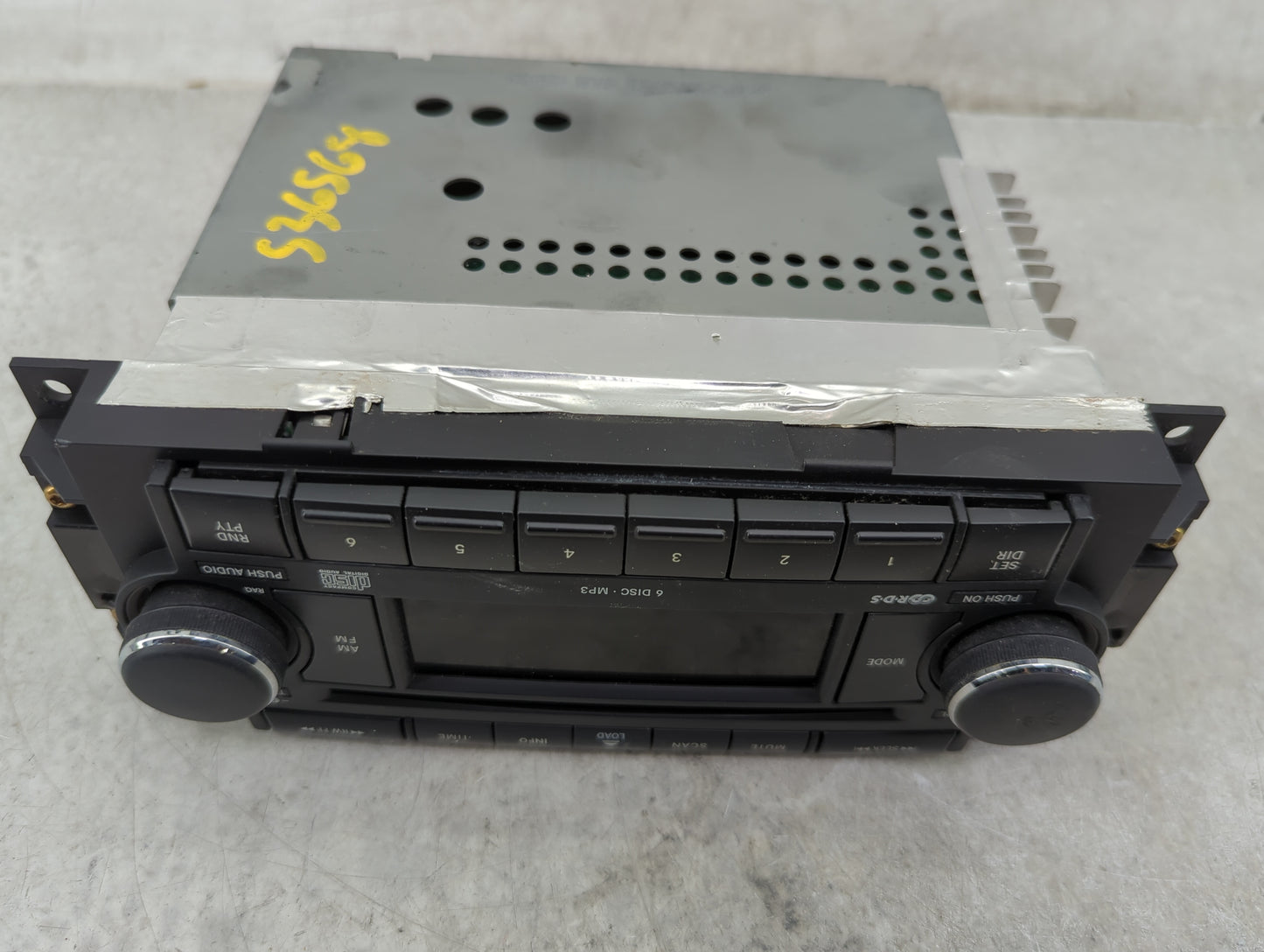 2006 Jeep Grand Cherokee Radio AM FM Cd Player Receiver Replacement P/N:P05064172AC Fits Fits 2005 2007 2008 2009 OEM Used A