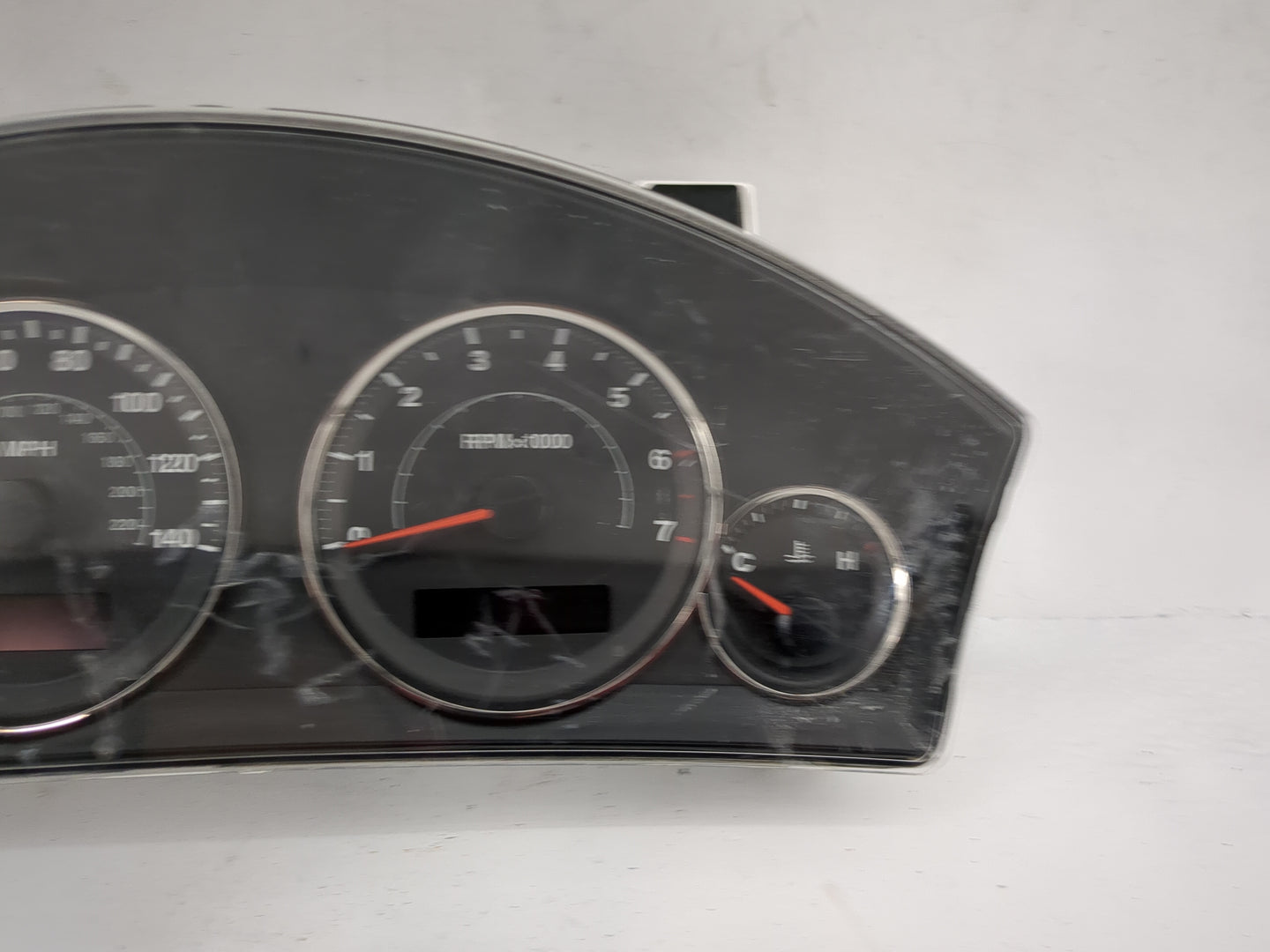 2006 Jeep Grand Cherokee Instrument Cluster Speedometer Gauges P/N:56054012AH CR-0034-003-M0-C0 Miles: Fits OEM Used Auto Pa