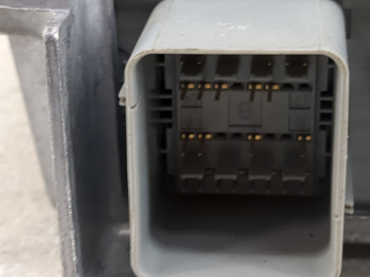 2006-2006 Jeep Grand Cherokee Safety Restraint Srs Airbag Control Module 1502488 - Oemusedautoparts1.com