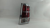 2005-2006 Jeep Grand Cherokee Tail Light Assembly Passenger Right OEM P/N:55156614AE 55156614AB, 55156614AF Fits Fits 2005 2