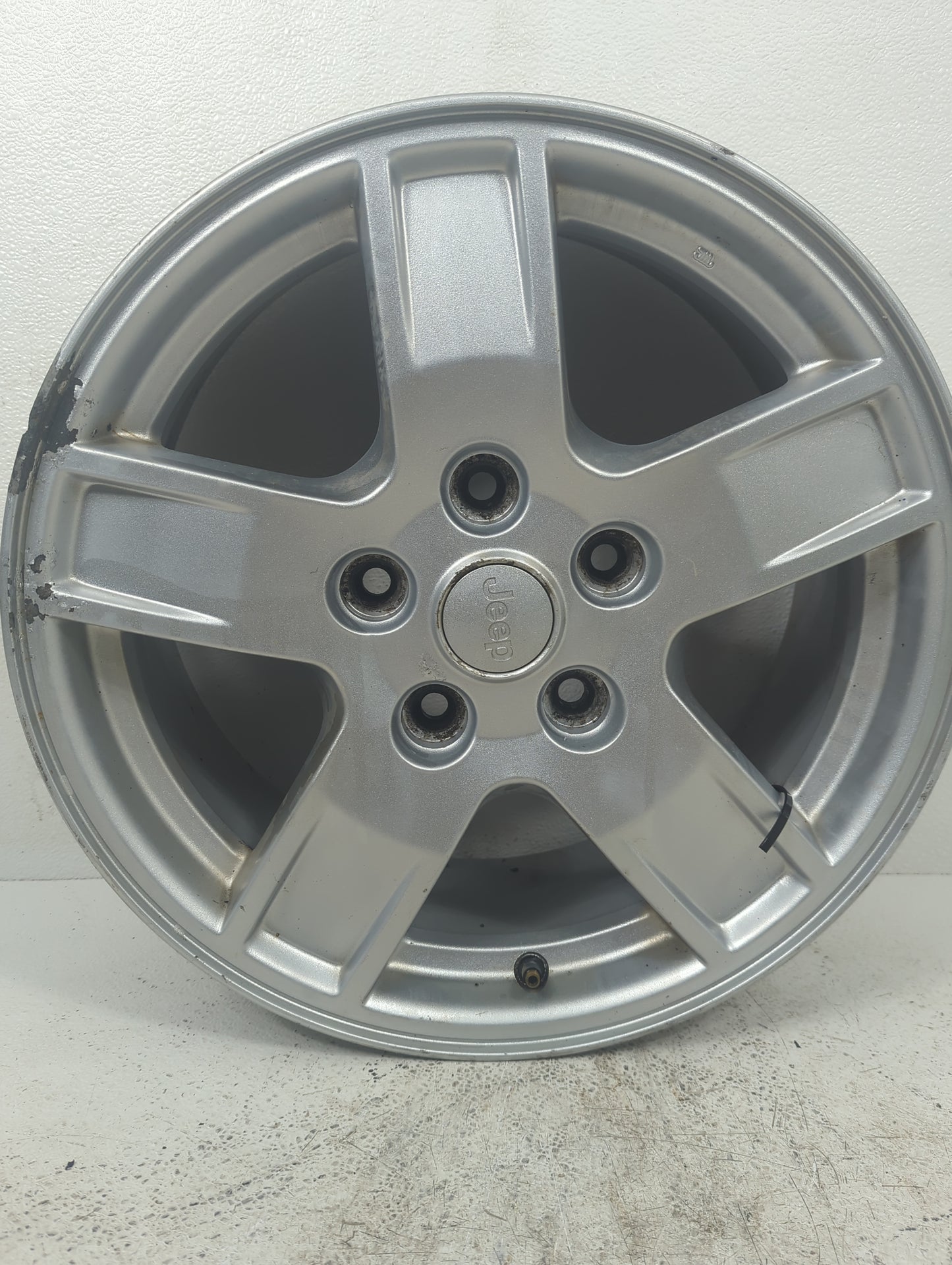 2006 Jeep Grand Cherokee Oem Wheel Rim 5025624 - Oemusedautoparts1.com