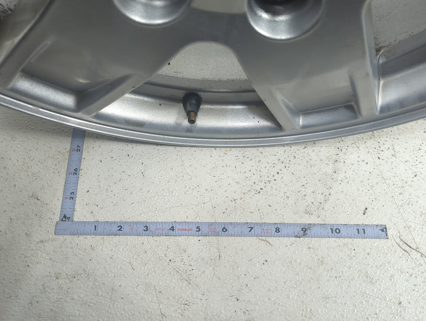 2006 Jeep Grand Cherokee Oem Wheel Rim 5025624 - Oemusedautoparts1.com
