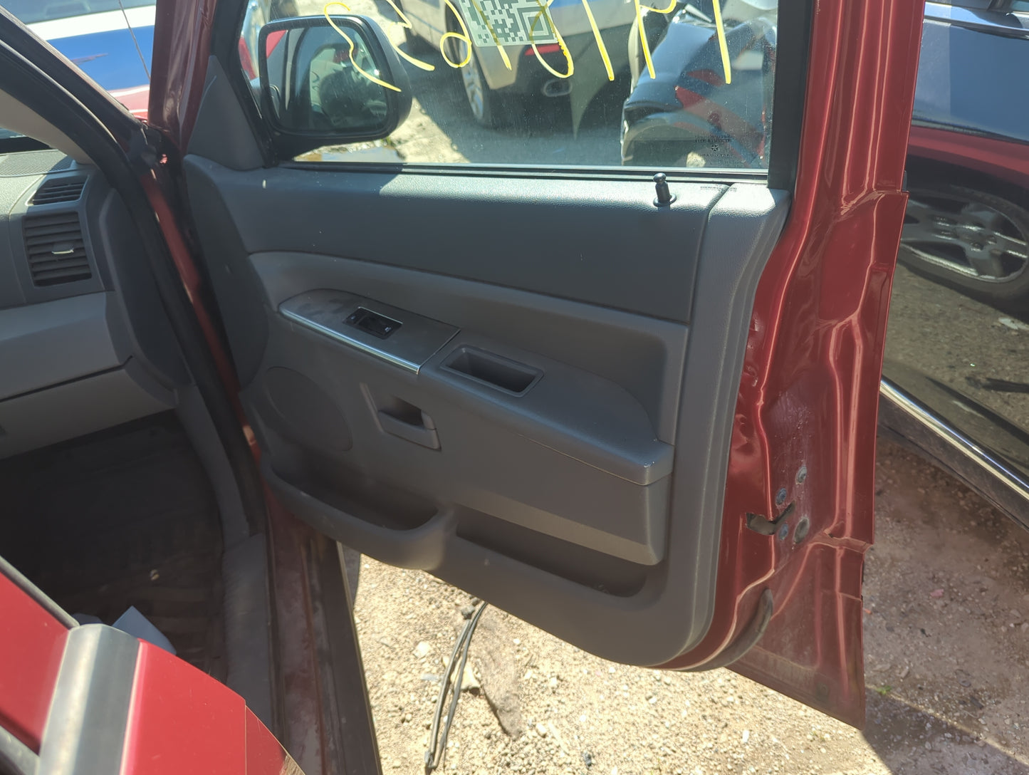 2006 Jeep Grand Cherokee Front Right Passenger Interior Door Panel Trim - Oemusedautoparts1.com
