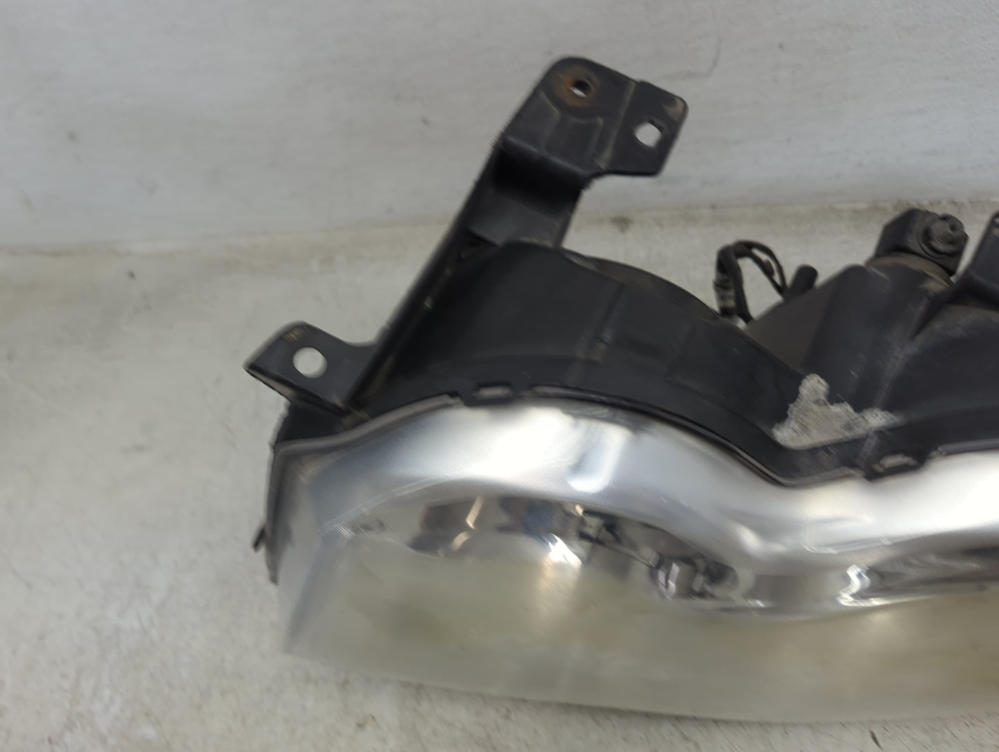 2005-2007 Jeep Grand Cherokee Driver Left Oem Head Light Headlight Lamp 5025657 - Oemusedautoparts1.com