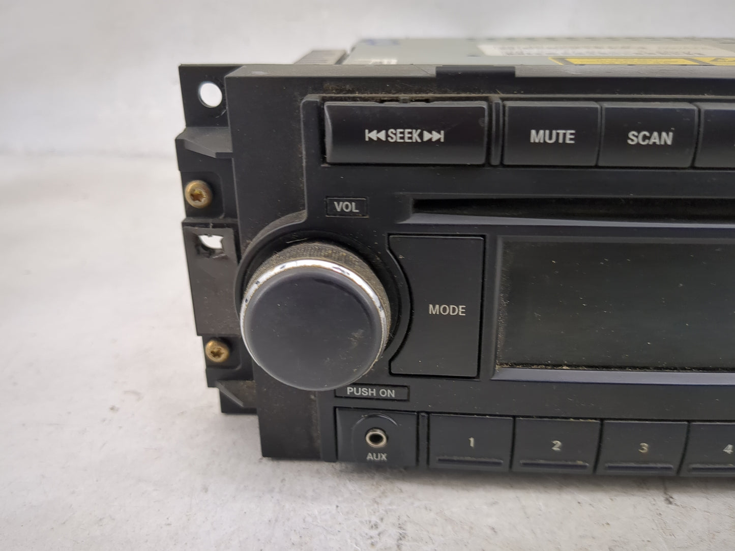 2005-2007 Jeep Grand Cherokee Radio AM FM Cd Player Receiver Replacement Fits Fits 2004 2005 2006 2007 2008 2009 2010 OEM Us
