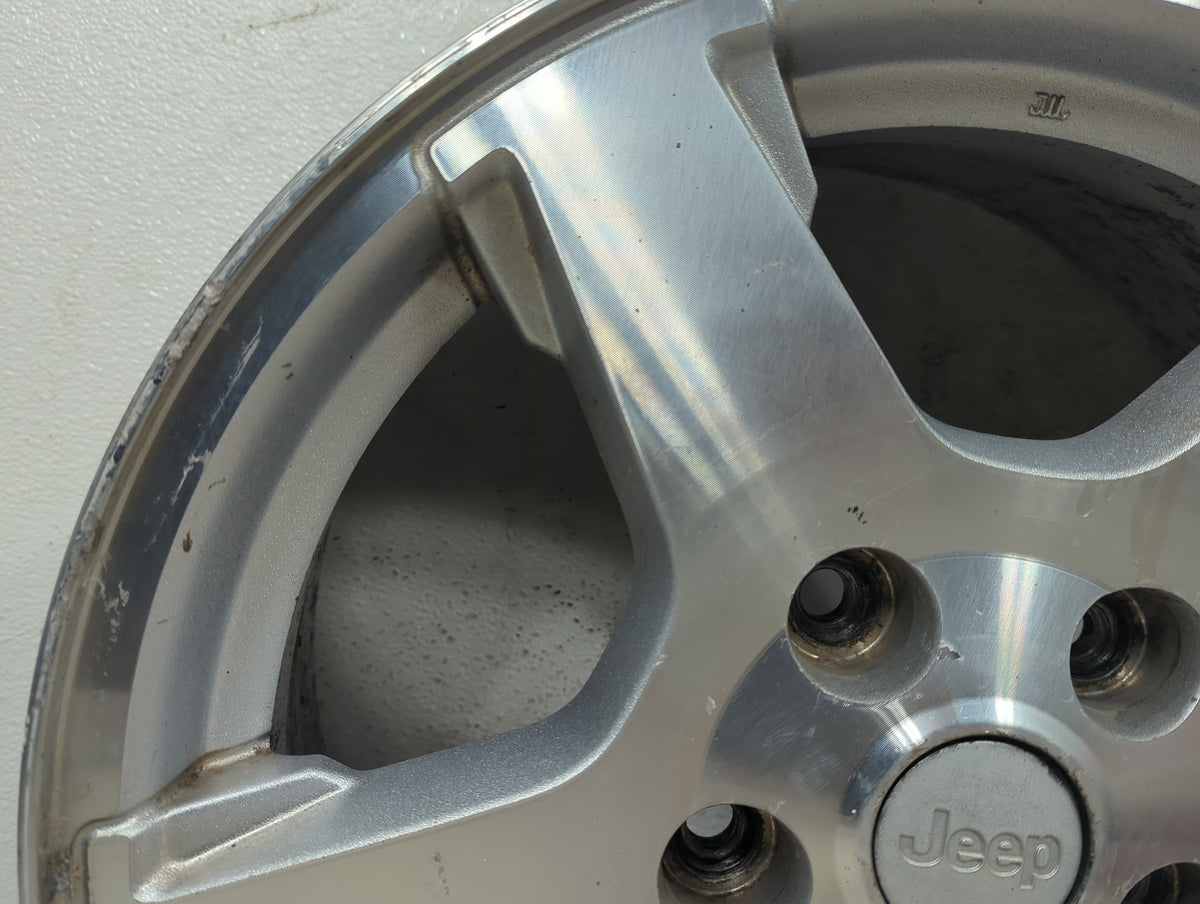 2005-2007 Jeep Grand Cherokee Oem Wheel Rim 5043522 - Oemusedautoparts1.com