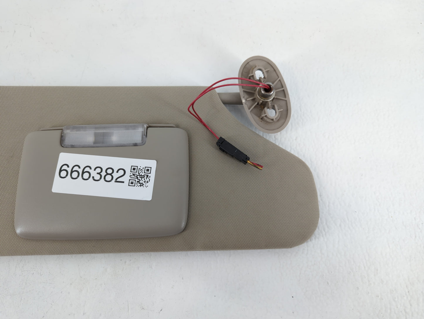 2005-2010 Jeep Grand Cherokee Sun Visor Shade Replacement Passenger Right Mirror Fits Fits 2005 2006 2007 2008 2009 2010 OEM