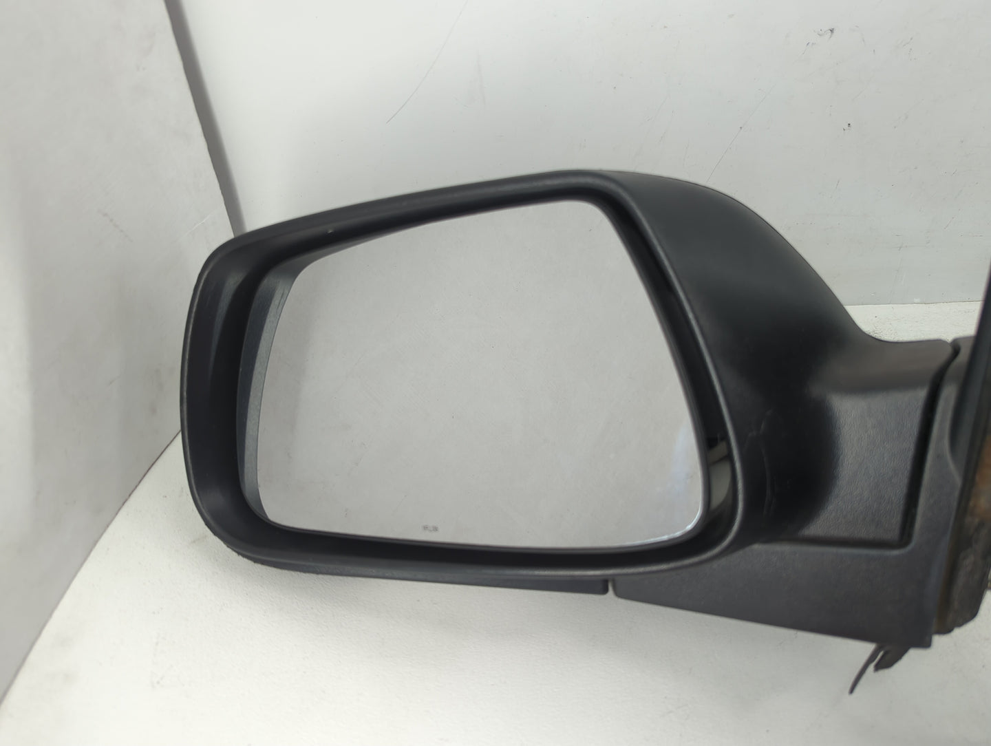 2005-2010 Jeep Grand Cherokee Driver Side View Mirror - Left Door Mirror OEM Used - Oemusedautoparts1.com