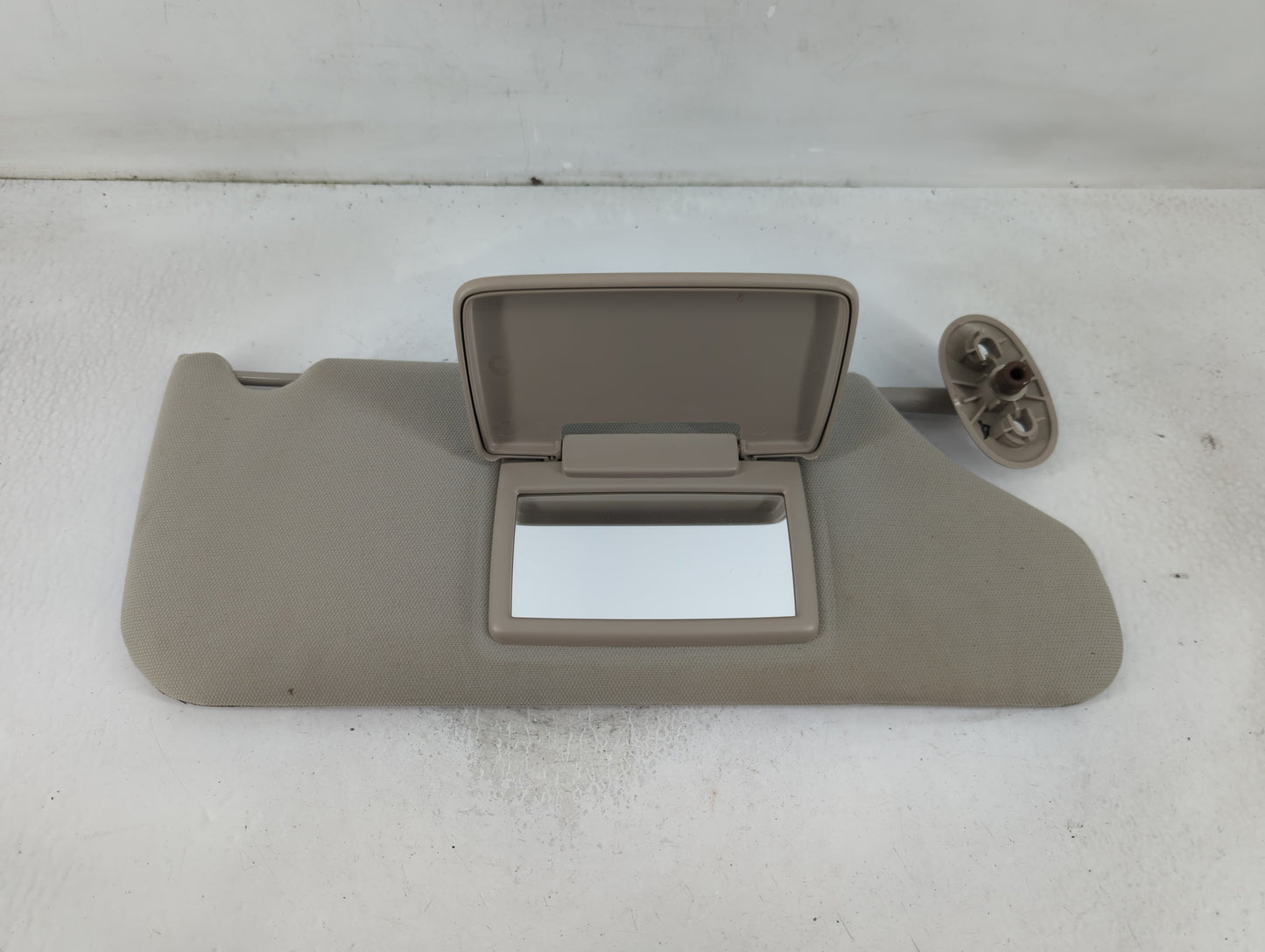 2005-2010 Jeep Grand Cherokee Sun Visor Shade Replacement Passenger Right Mirror Fits Fits 2005 2006 2007 2008 2009 2010 OEM